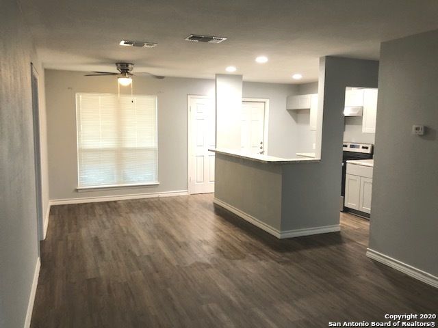 7361 Cherrybrook St, San Antonio, TX 78238