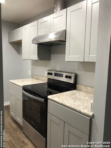 7361 Cherrybrook St, San Antonio, TX 78238