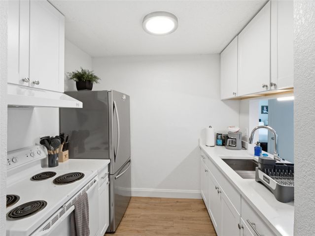 1108 Jolena CIR, Austin, TX 78721