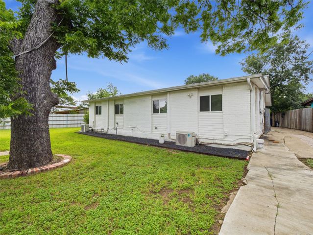 1108 Jolena CIR, Austin, TX 78721
