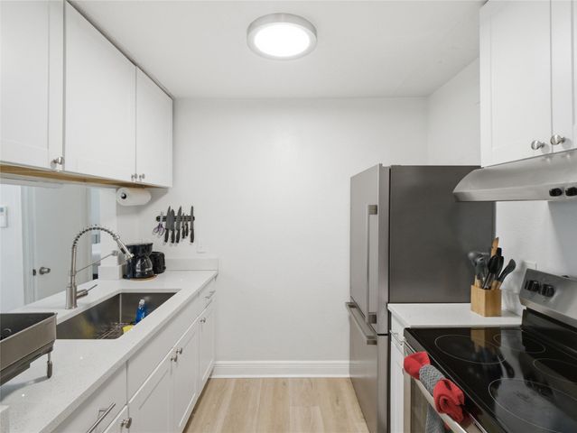 1108 Jolena CIR, Austin, TX 78721