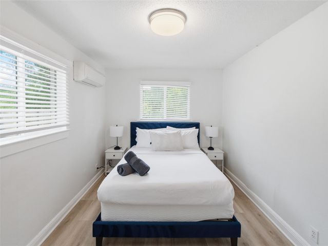 1108 Jolena CIR, Austin, TX 78721