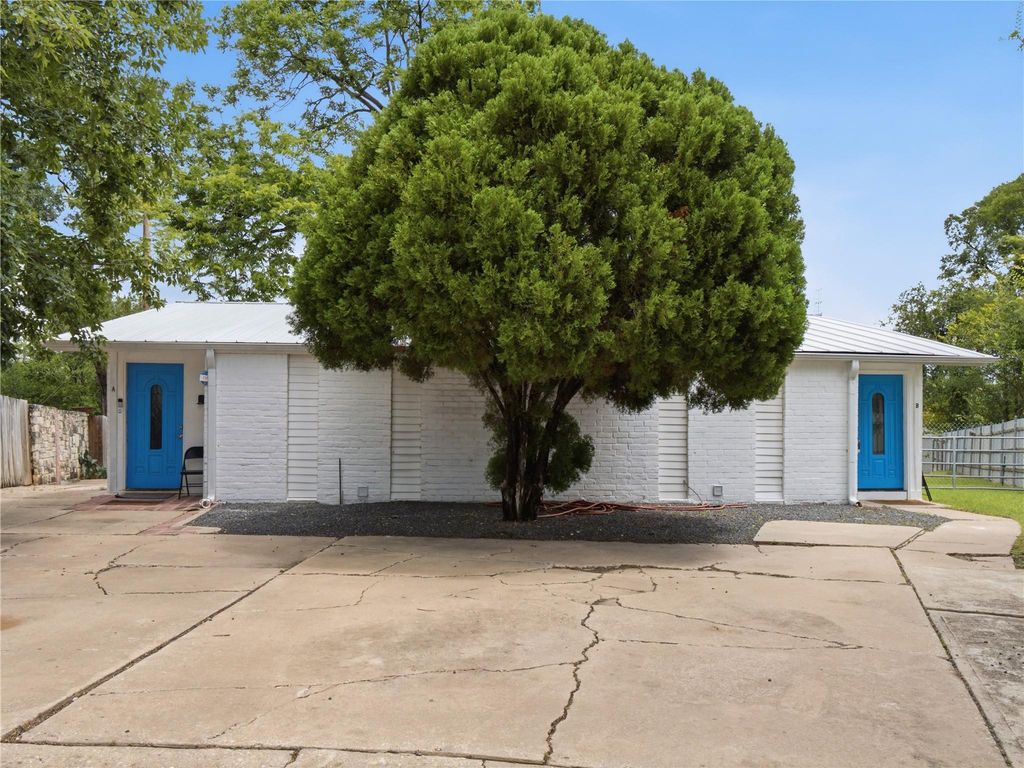 1108 Jolena CIR, Austin, TX 78721