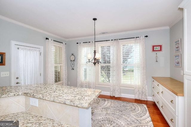 125 Hawthorn Way, Hoschton, GA 30548