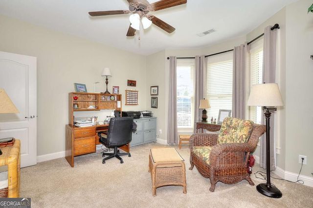 125 Hawthorn Way, Hoschton, GA 30548