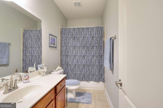 125 Hawthorn Way, Hoschton, GA 30548