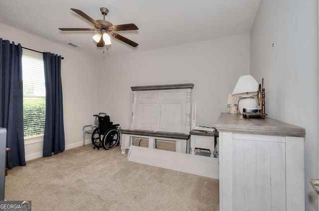 125 Hawthorn Way, Hoschton, GA 30548