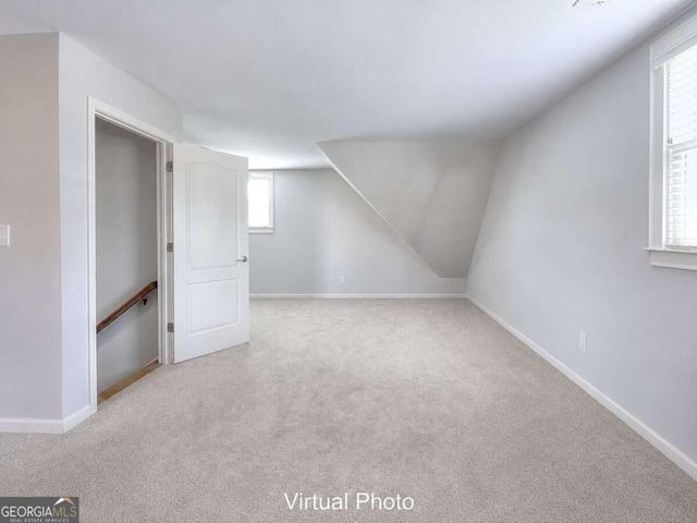 125 Hawthorn Way, Hoschton, GA 30548