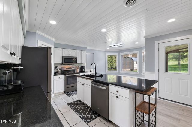 21164 Vances Mill Road, Abingdon, VA 24211