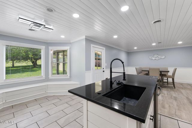 21164 Vances Mill Road, Abingdon, VA 24211