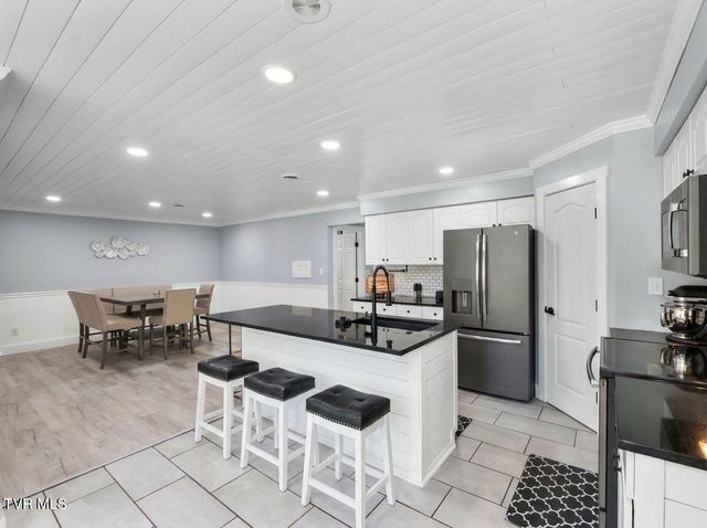 21164 Vances Mill Road, Abingdon, VA 24211