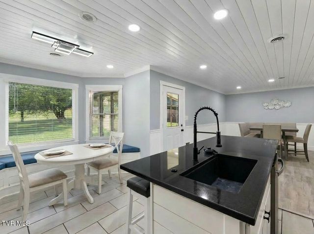 21164 Vances Mill Road, Abingdon, VA 24211