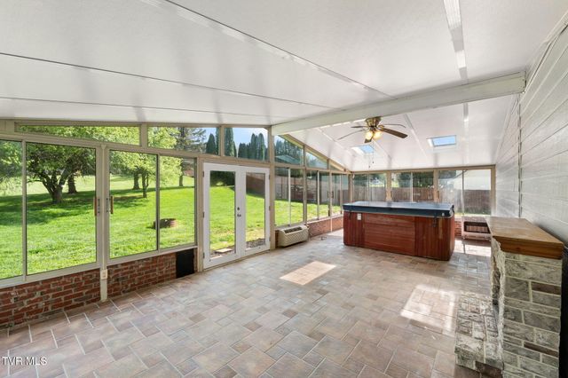 21164 Vances Mill Road, Abingdon, VA 24211