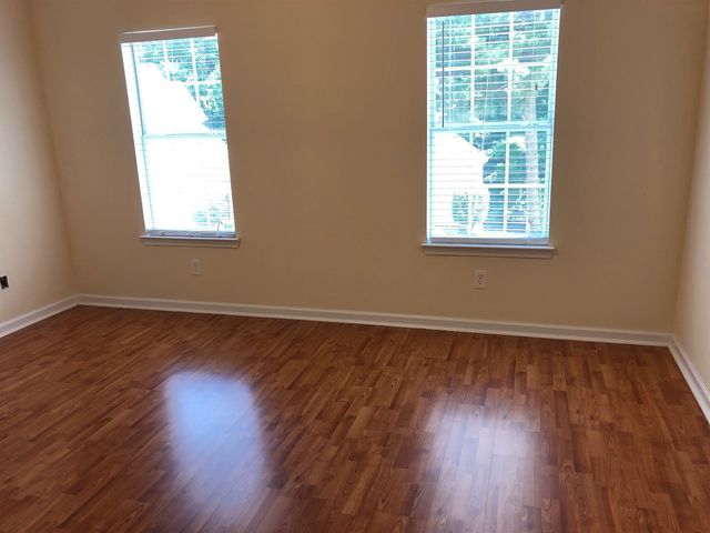 638 N Fairfield Drive, Peachtree City, GA 30269