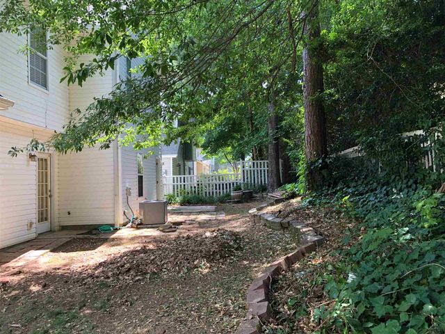 638 N Fairfield Drive, Peachtree City, GA 30269