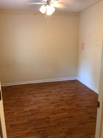 638 N Fairfield Drive, Peachtree City, GA 30269