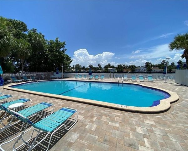 1455 N Treasure Dr 3O, North Bay Village, FL 33141