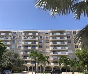 1455 N Treasure Dr 3O, North Bay Village, FL 33141