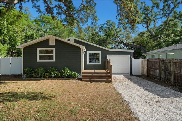 1273 SEDEEVA CIRCLE N, Clearwater, FL 33755