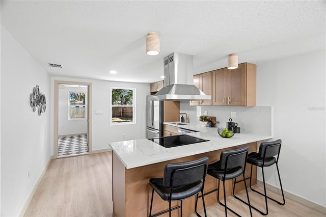 1273 SEDEEVA CIRCLE N, Clearwater, FL 33755