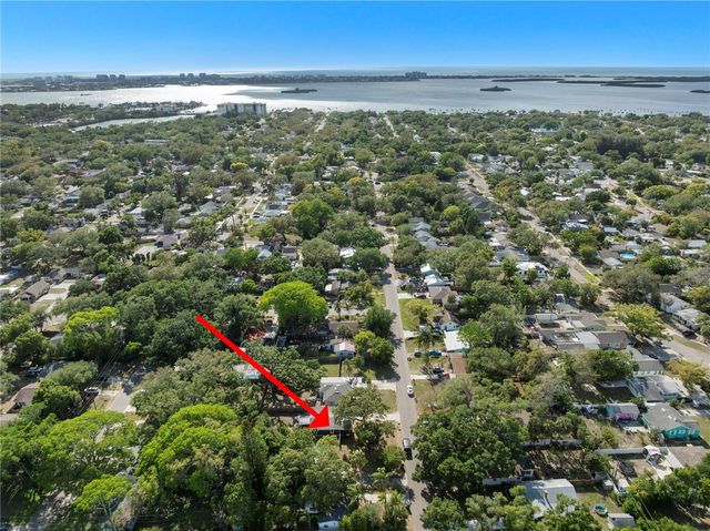 1273 SEDEEVA CIRCLE N, Clearwater, FL 33755