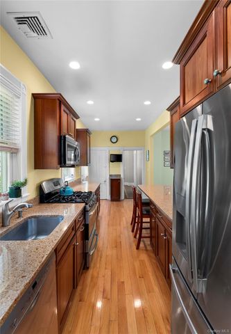 35 4th Avenue, Nyack, NY 10960