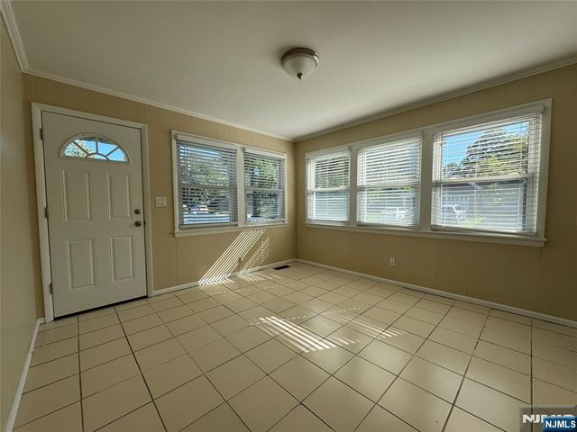 58 1st Avenue, Little Falls, NJ 07424