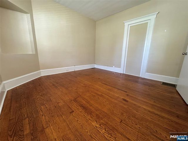 58 1st Avenue, Little Falls, NJ 07424
