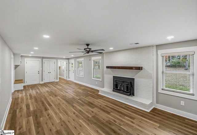 109 Pine Ridge Road, Lyman, SC 29365