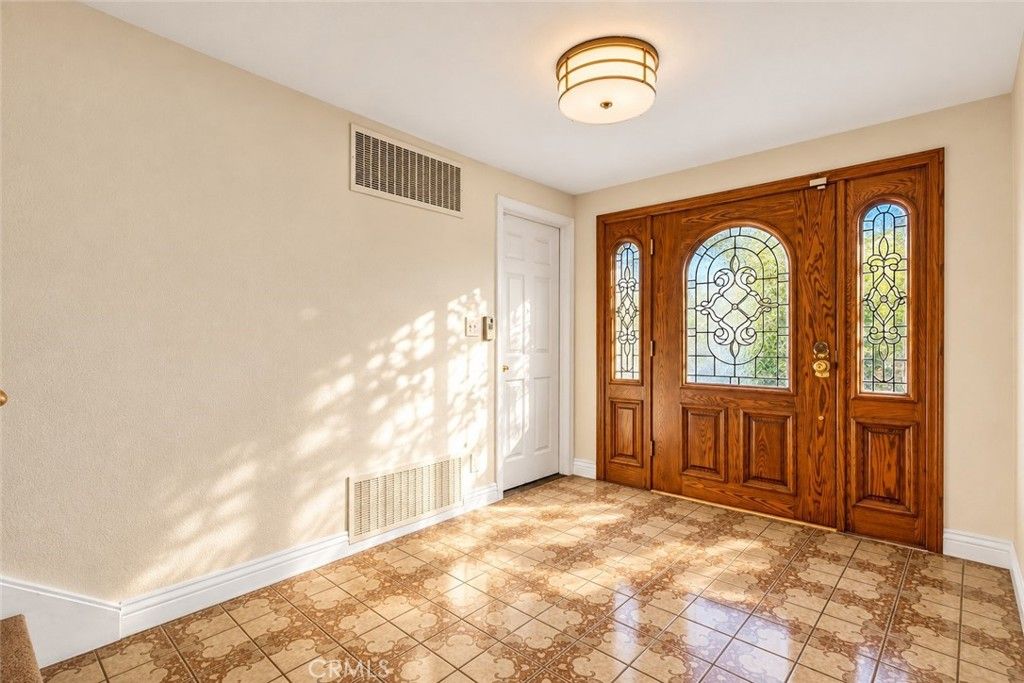 22763 Macfarlane, Woodland Hills, CA 91364 — photo 4
