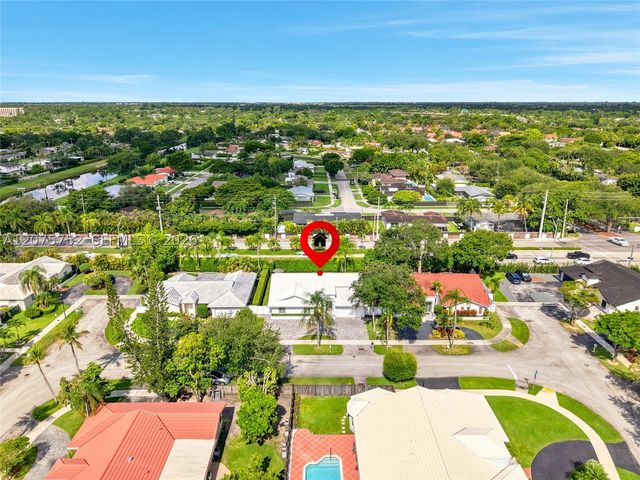 8250 SW 86th Ct, Miami, FL 33143
