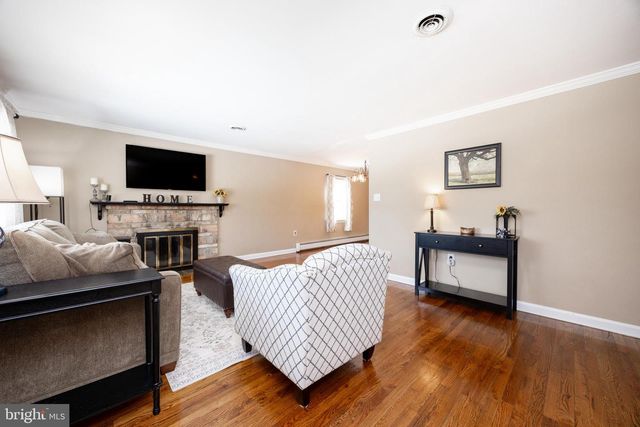 1820 W JAMES ST, Jeffersonville, PA 19403