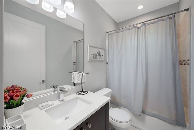 543 20th ST SE, Naples, FL 34117