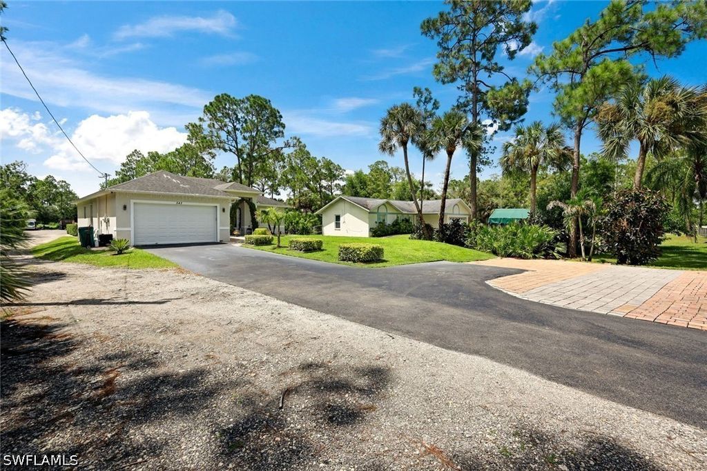 543 20th ST SE, Naples, FL 34117