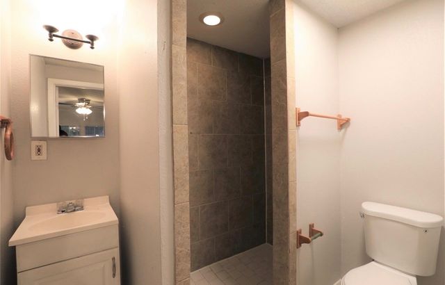 8752 Woodcastle Drive, Dallas, TX 75217