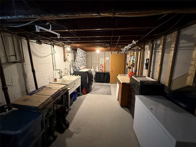 3204 WAYNE Street, Erie, PA 16504