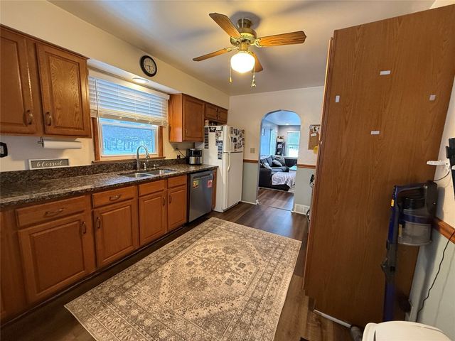 3204 WAYNE Street, Erie, PA 16504