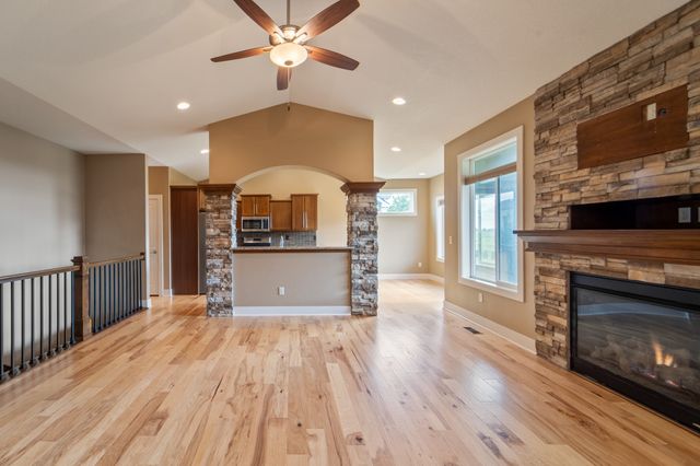 916 NE Silkwood Street, Grimes, IA 50111