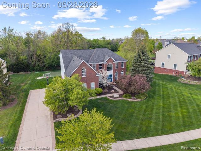 23498 Prescott Lane W, South Lyon, MI 48178