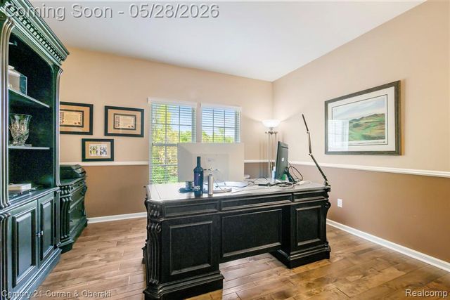 23498 Prescott Lane W, South Lyon, MI 48178