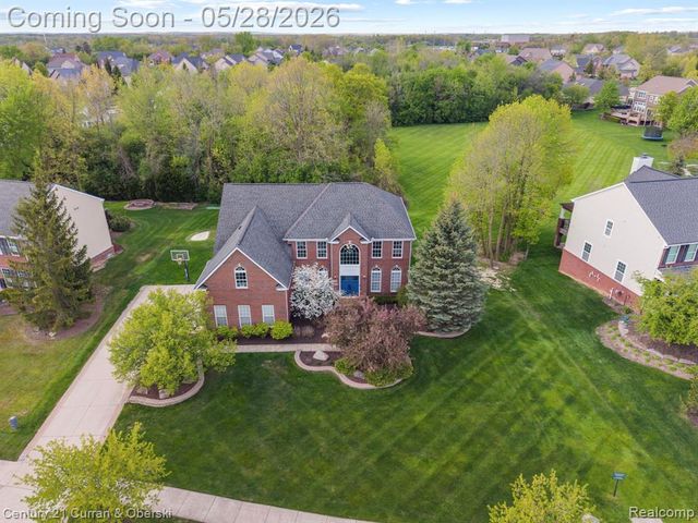23498 Prescott Lane W, South Lyon, MI 48178