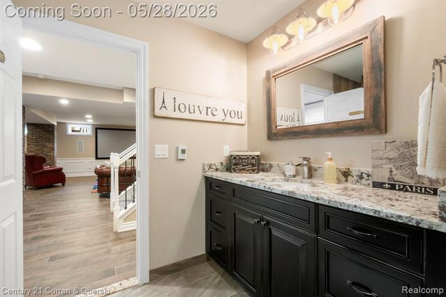 23498 Prescott Lane W, South Lyon, MI 48178