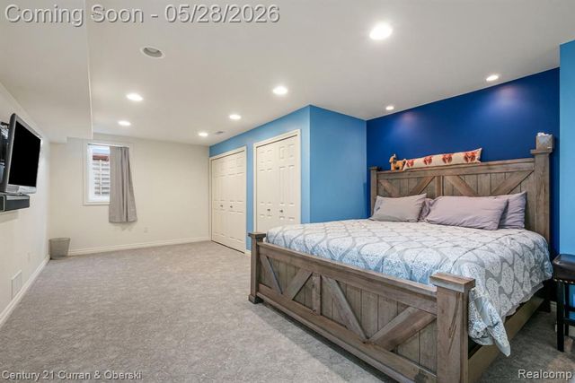 23498 Prescott Lane W, South Lyon, MI 48178
