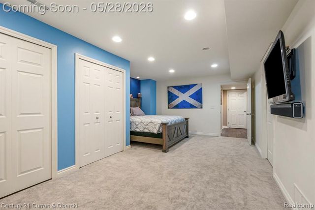 23498 Prescott Lane W, South Lyon, MI 48178