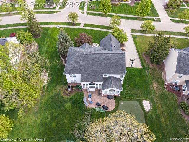 23498 Prescott Lane W, South Lyon, MI 48178