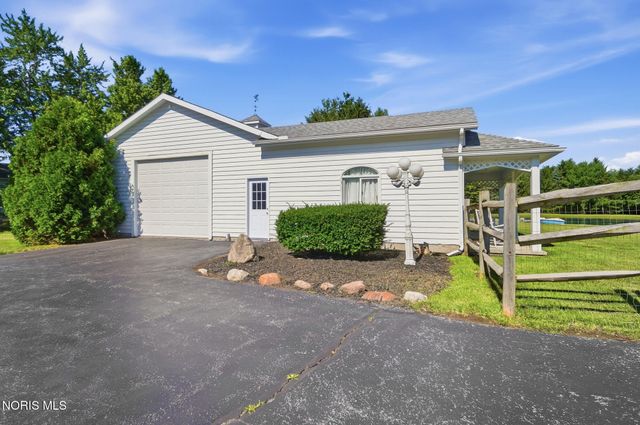 5815 Mitchaw Road, Sylvania, OH 43560