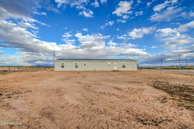 82 N 369TH Avenue, Tonopah, AZ 85354
