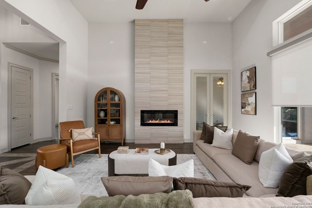 302 Majestic Bluff, San Antonio, TX 78258