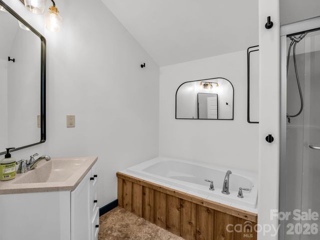 701 Azalea Avenue, Black Mountain, NC 28711