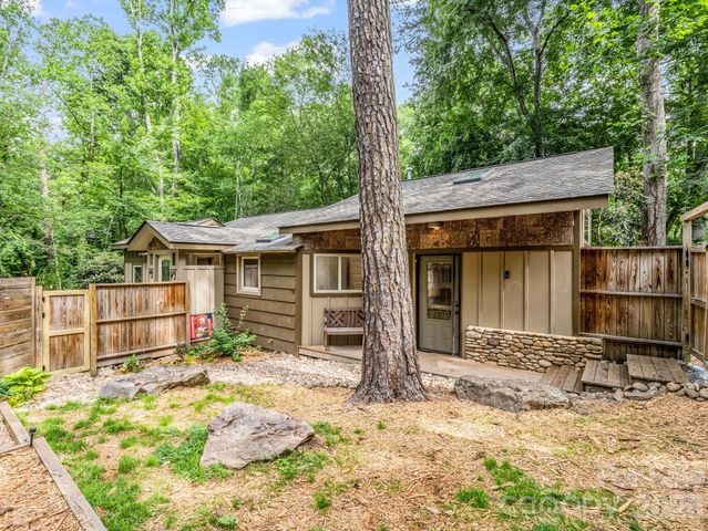 701 Azalea Avenue, Black Mountain, NC 28711